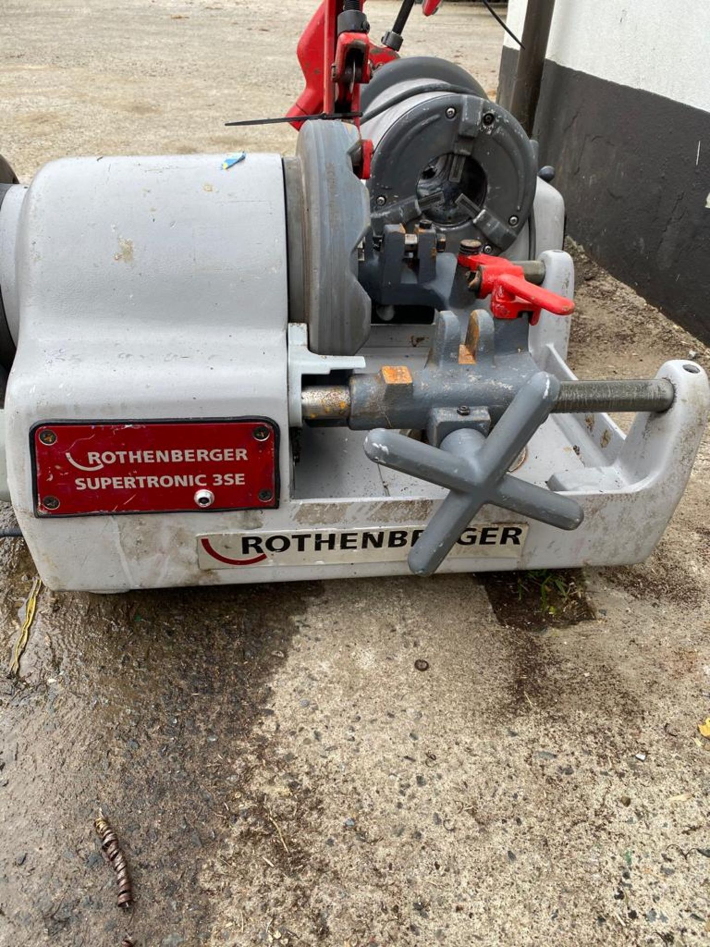 ROTHENBERGER PIPE THREADER 110V.LOCATION N IRELAND. - Image 3 of 4