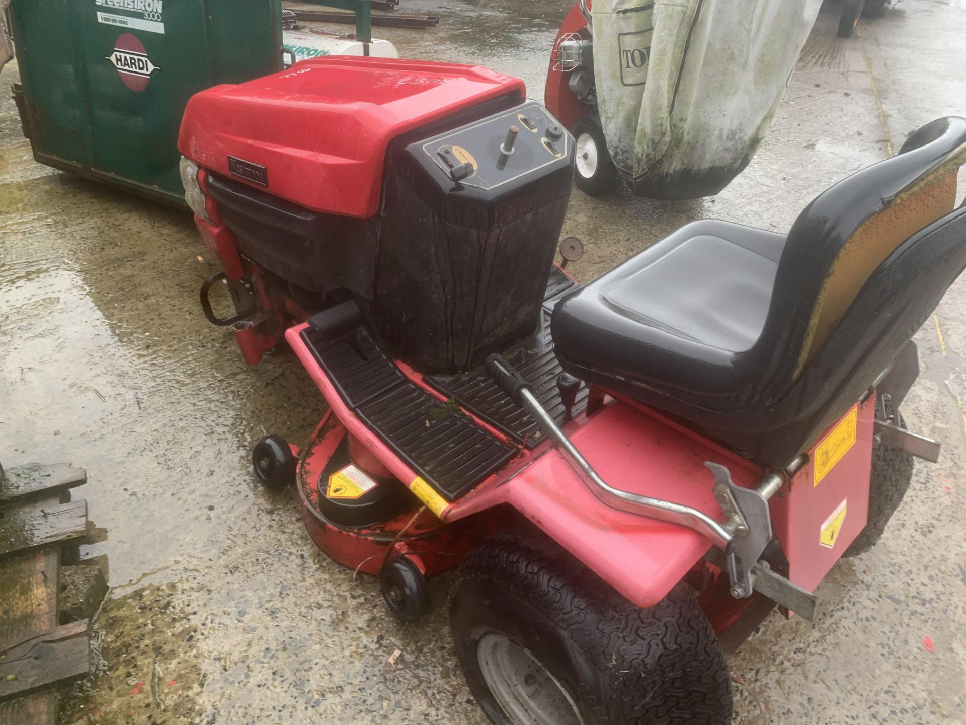 WESTWOOD PETROL RIDE ON MOWER.LOCATION N IRELND. - Image 2 of 3