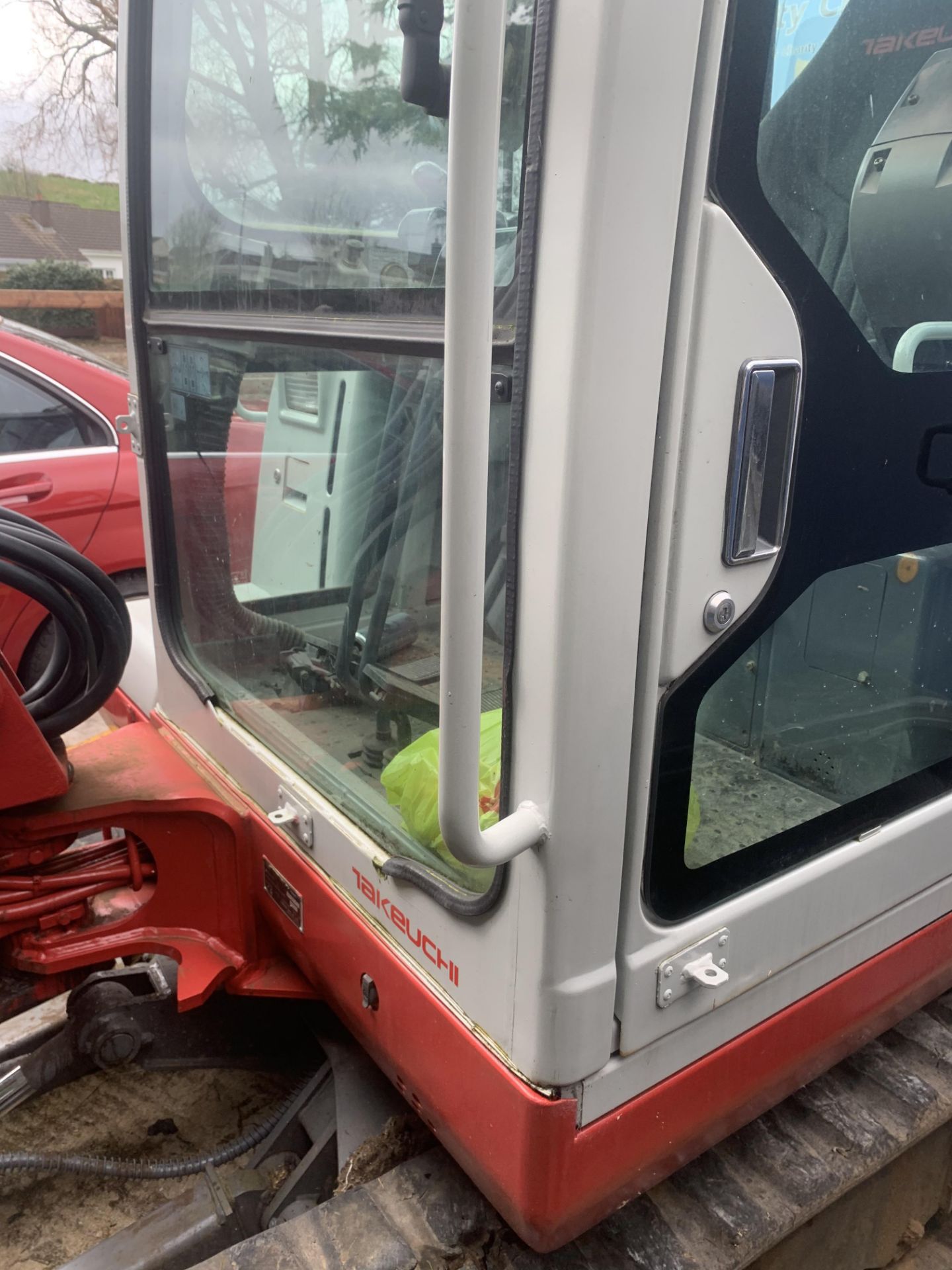 TAKEUCHI DIESEL MINI DIGGER.LOCATION N IRELAND. - Image 3 of 3