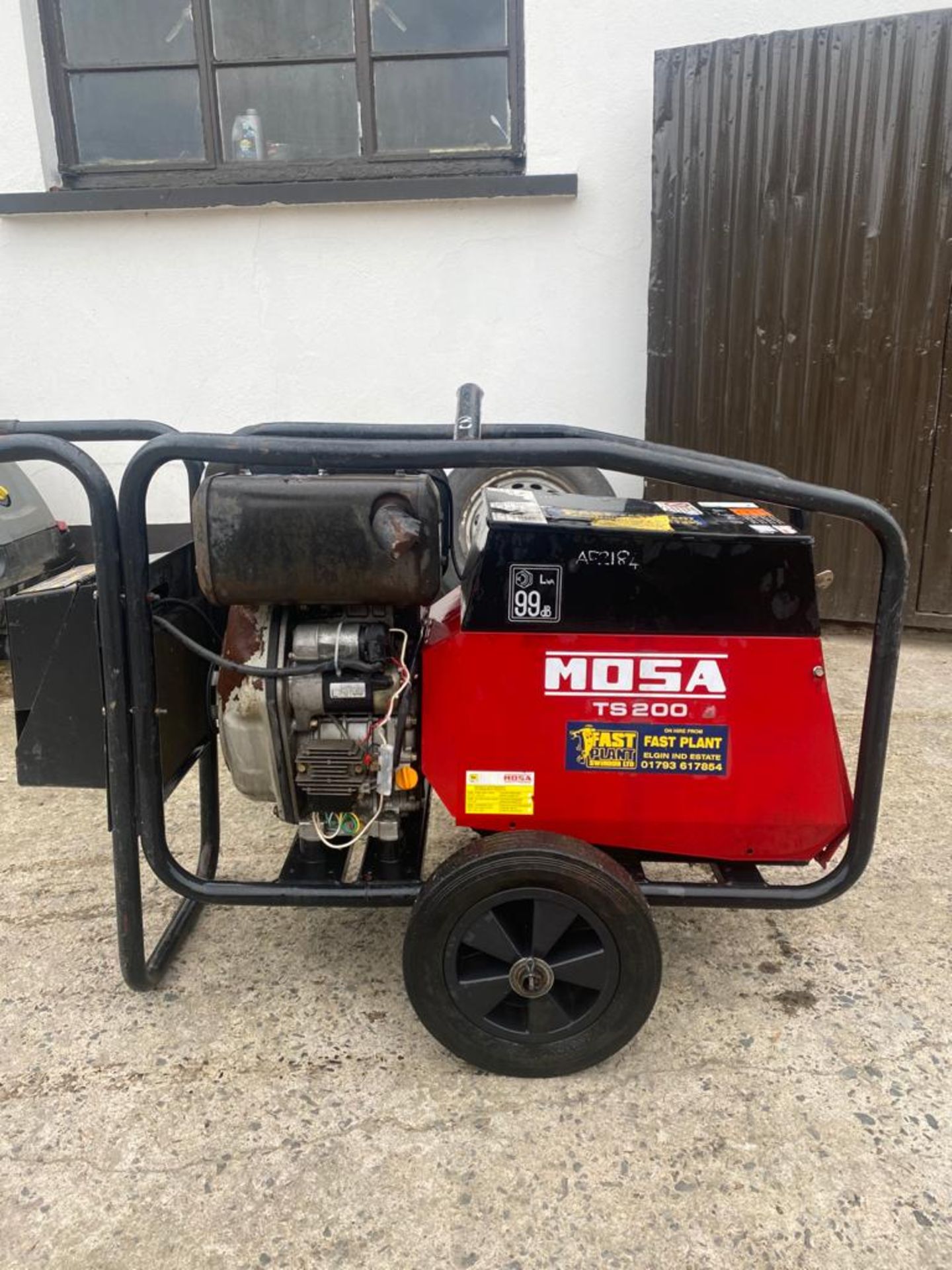 MOSA DIESEL WELDER GENERSTOR .LOCATION N IRELAND. - Image 2 of 5