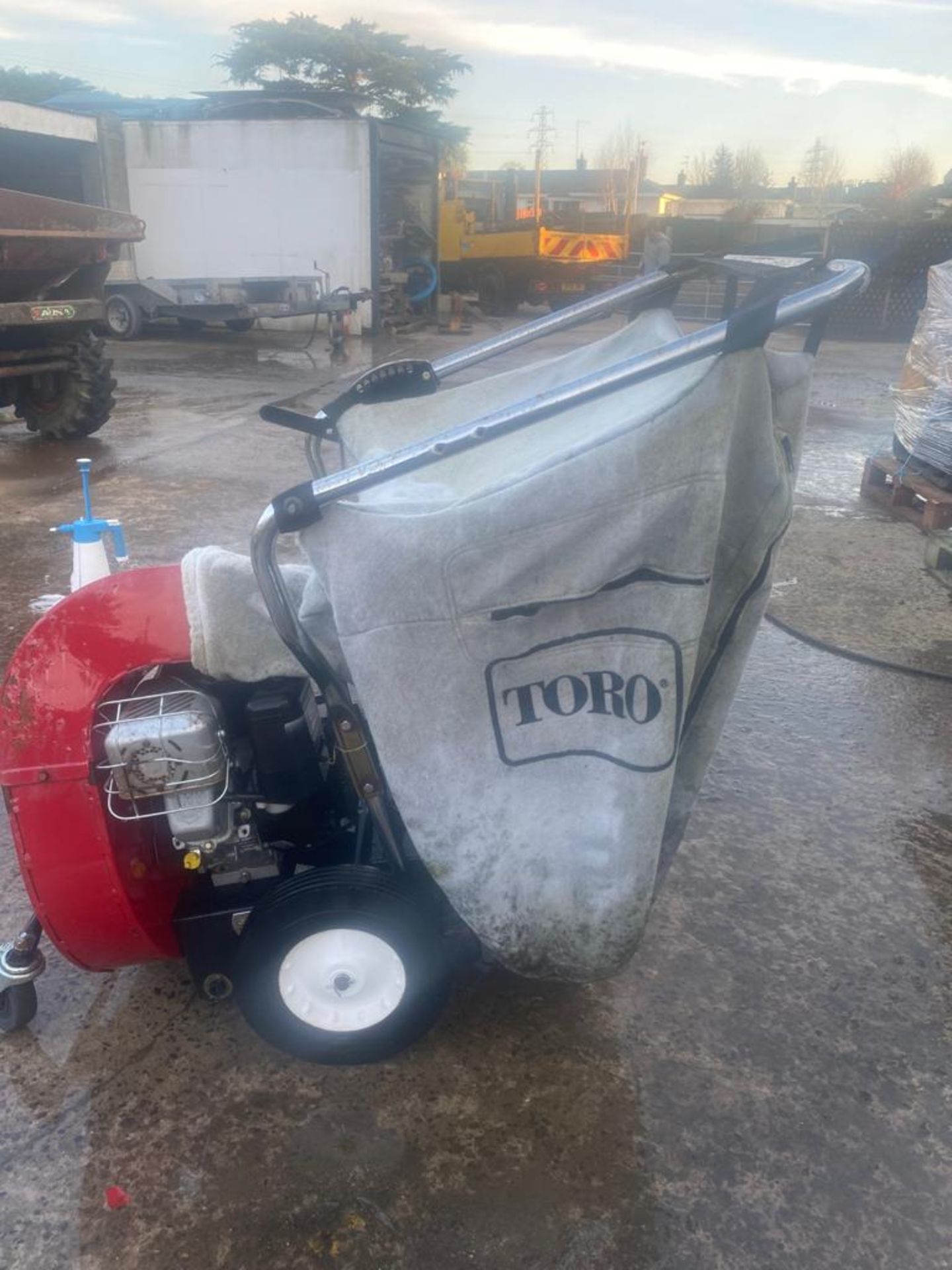 TOROPETROL BILLY GOAT LEAF BLOWER.LOCATION N IRELAND. - Image 2 of 2