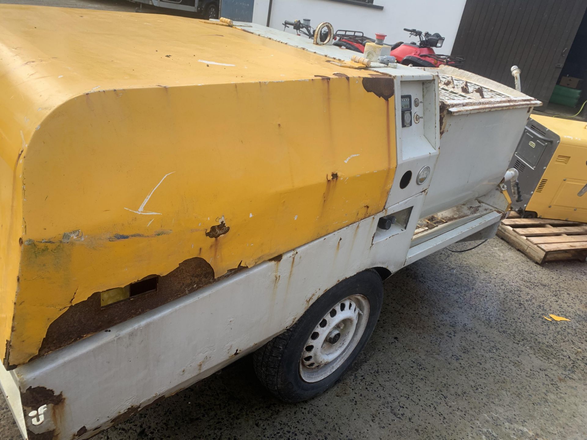 UNIFORM PLASTER SCREED MIXER.LOMBARDINI ENGINE.LOCATION N IRELAND. - Image 5 of 5