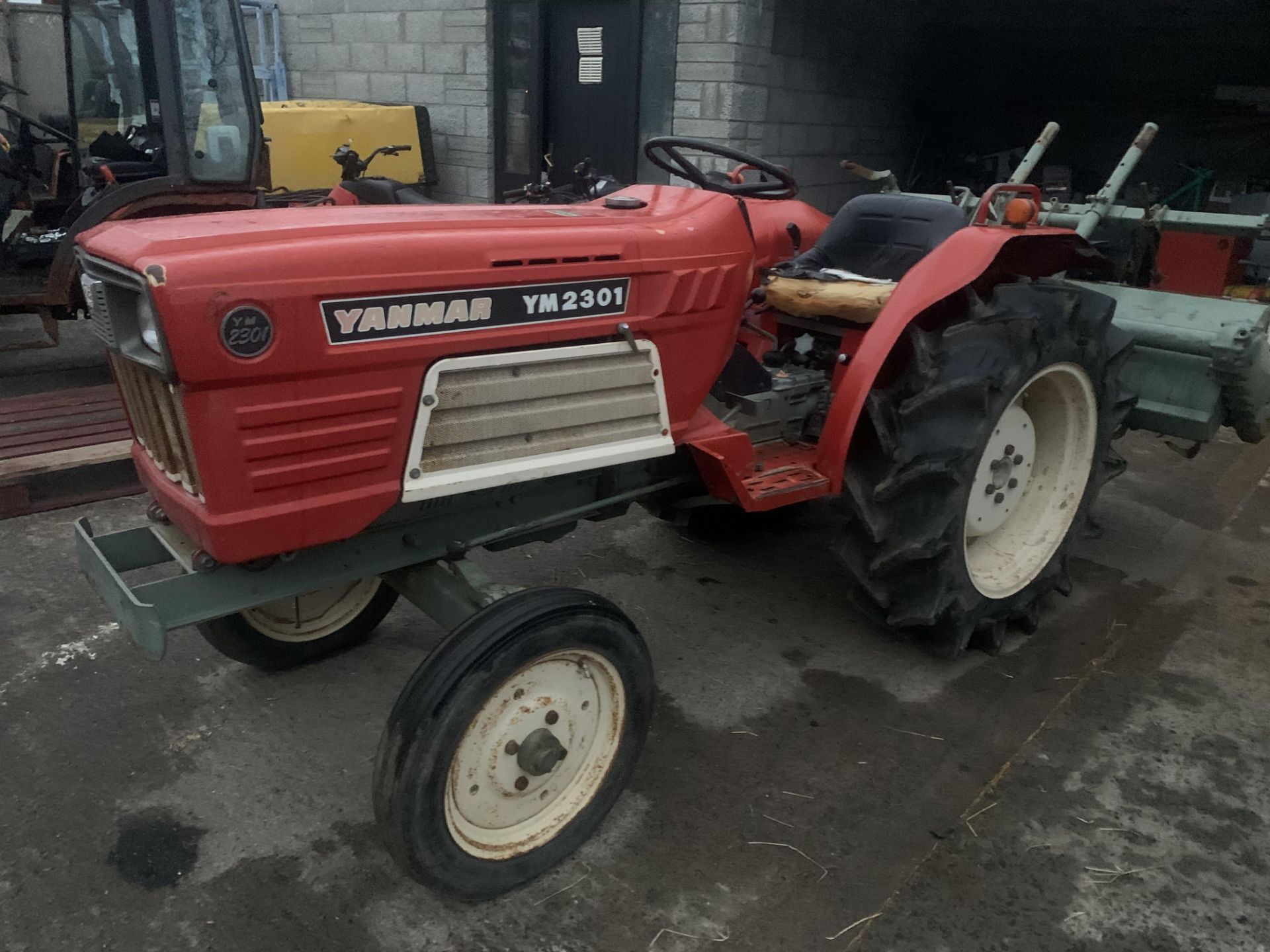 YANMAR YM2000B DIESEL TRACTOR.LOCATION N IRELND. - Image 3 of 7