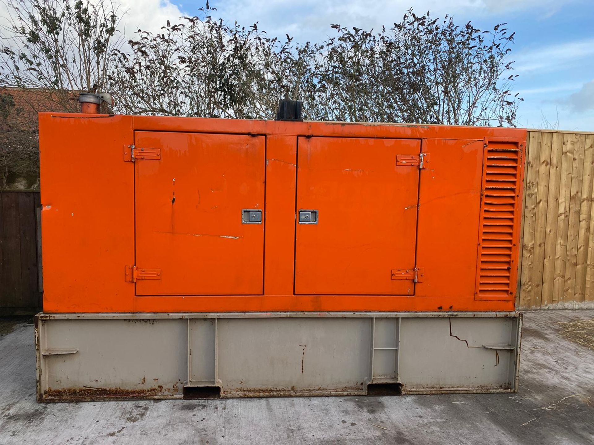 AGGREKO DIESEL GENERATOR LOCATION CO DURHAM . - Image 3 of 5