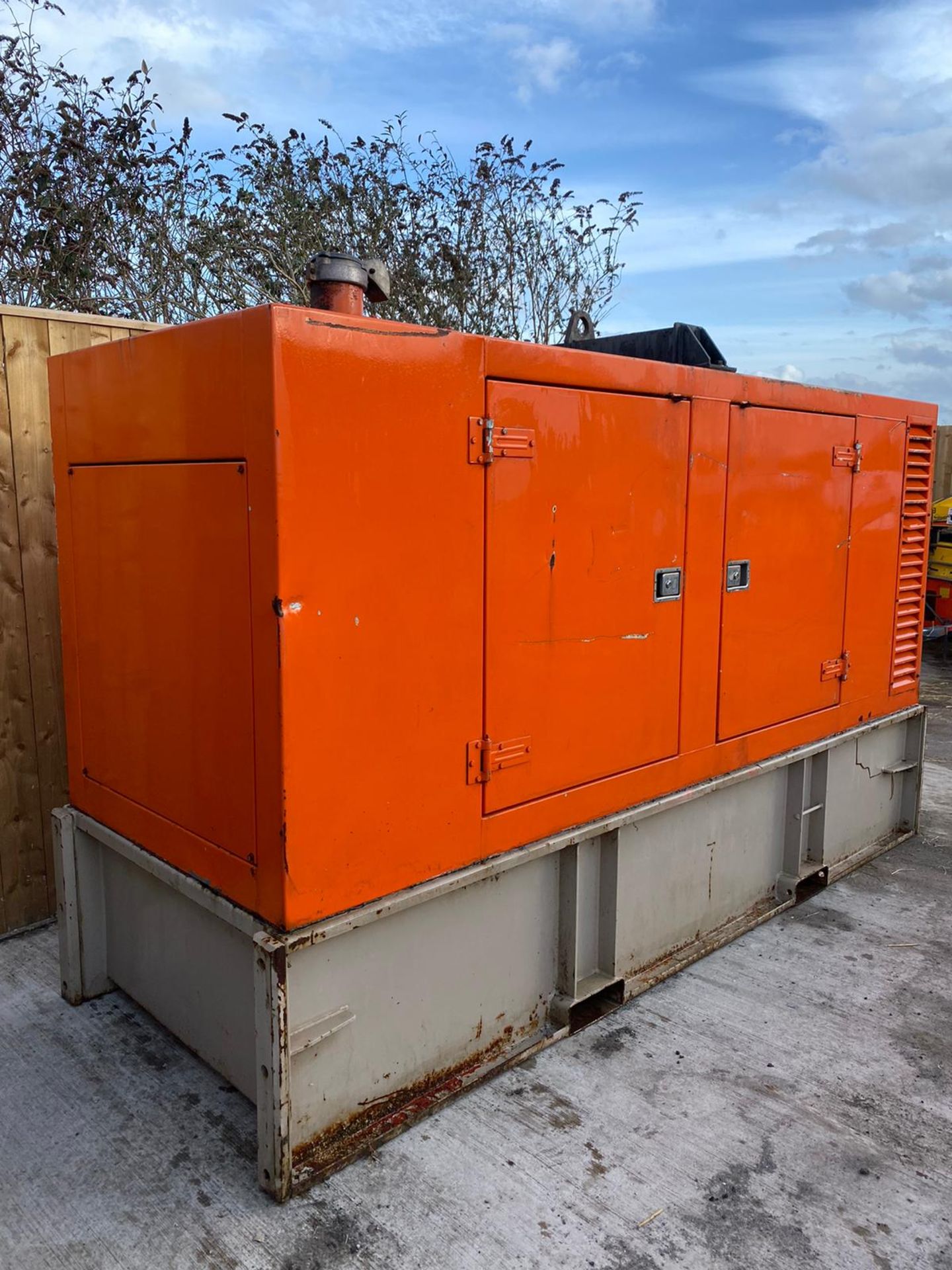 AGGREKO DIESEL GENERATOR LOCATION CO DURHAM . - Image 2 of 5