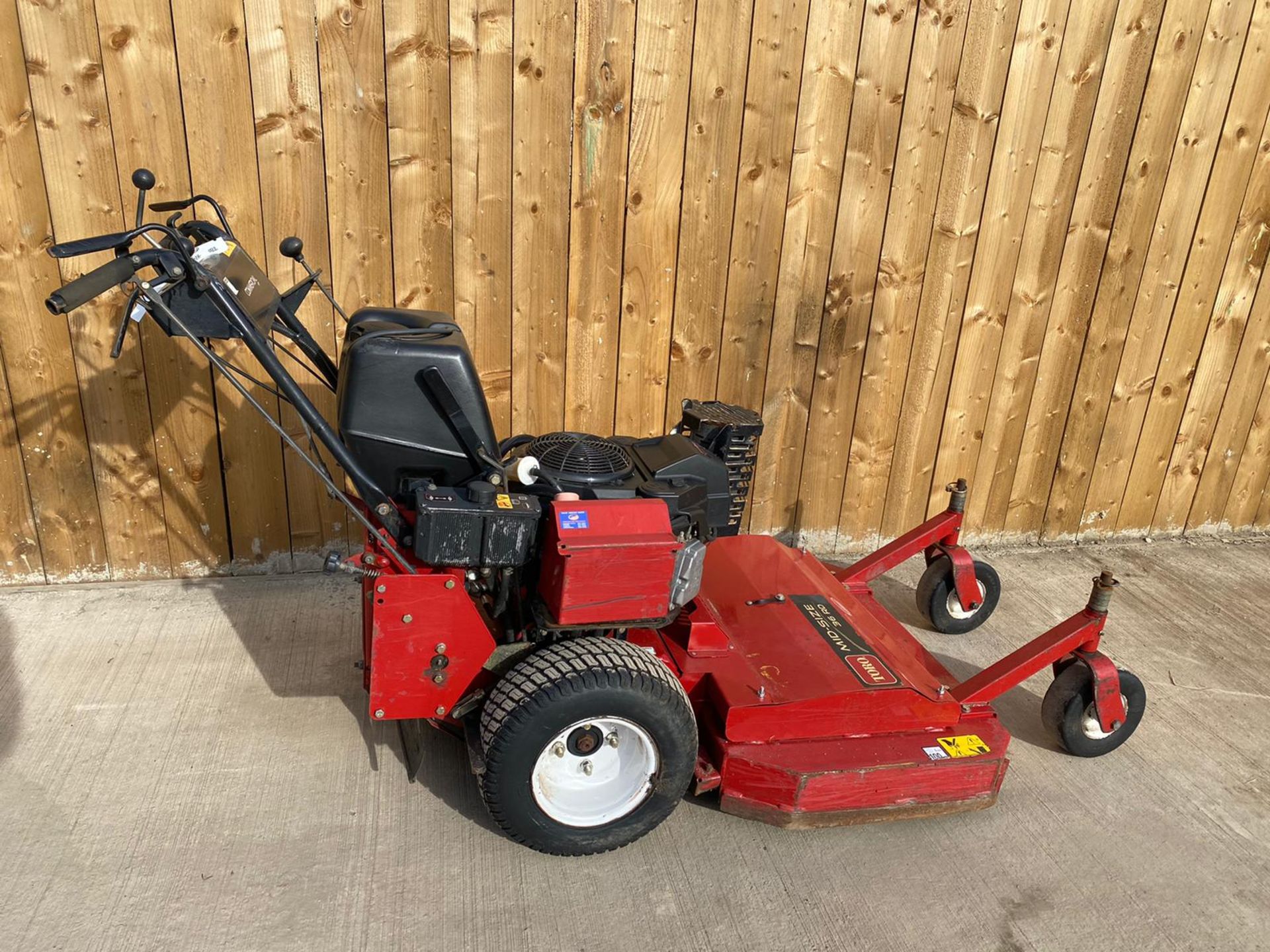 TORO MIDSIZE 36 PEDESTRIAN MOWER LOCATION CO DURHAM . - Image 2 of 3