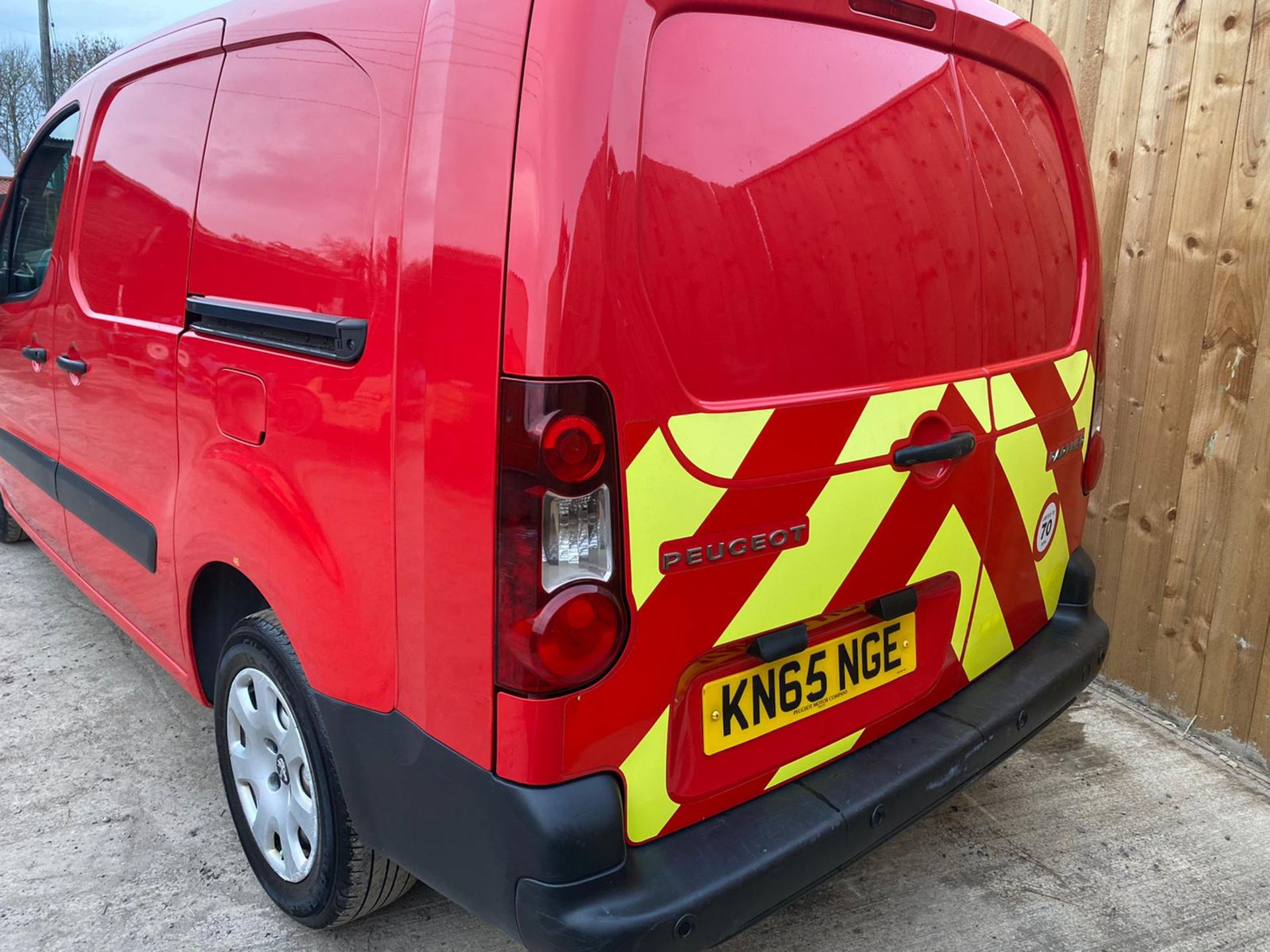 2015/65 PEUGEOT PARTNER 750S L2 HDI 0 FORMER KEEPERS VAN LOCATION CO DURHAM . - Image 2 of 7