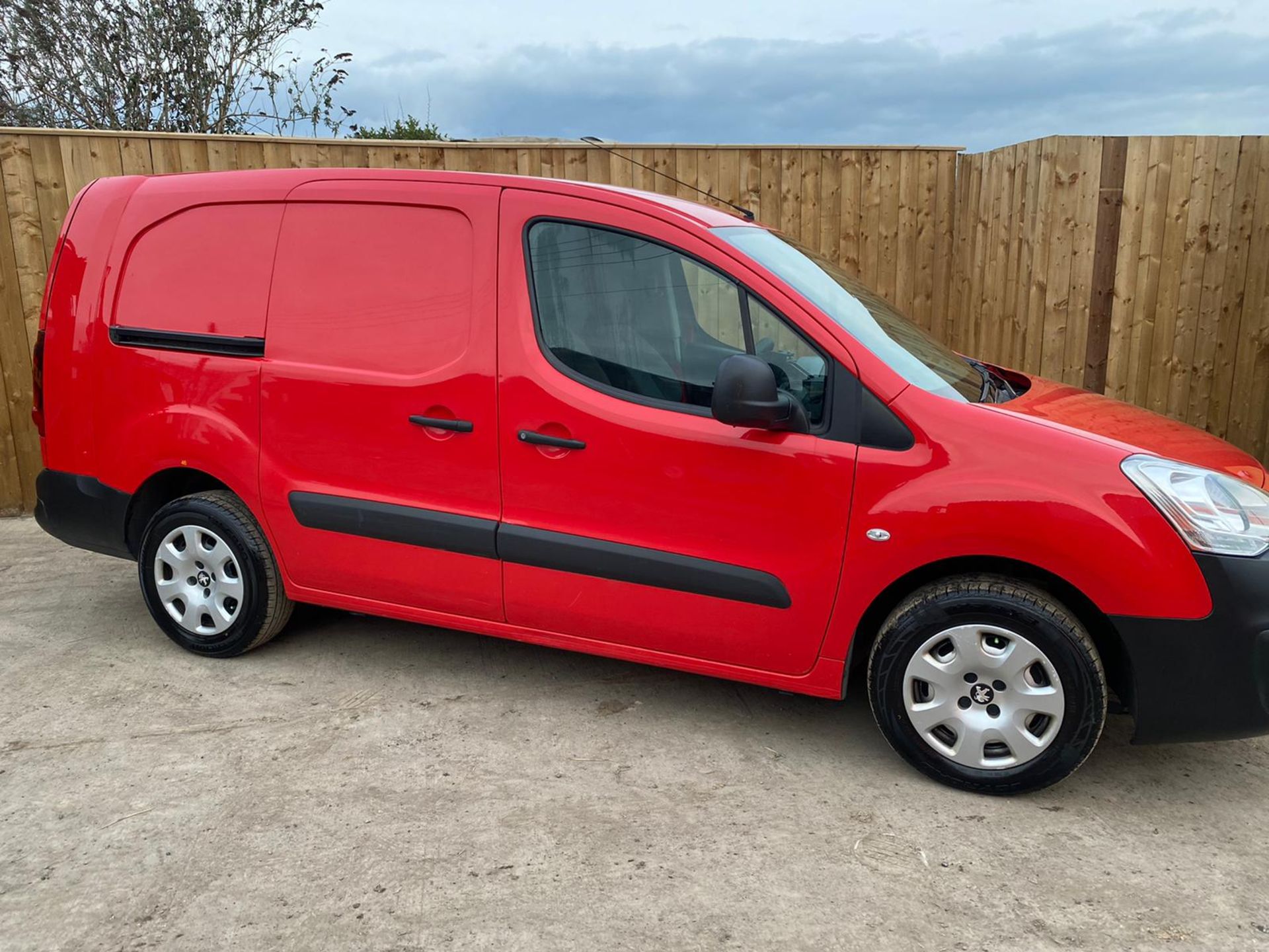 2015/65 PEUGEOT PARTNER 750S L2 HDI 0 FORMER KEEPERS VAN LOCATION CO DURHAM . - Image 7 of 7