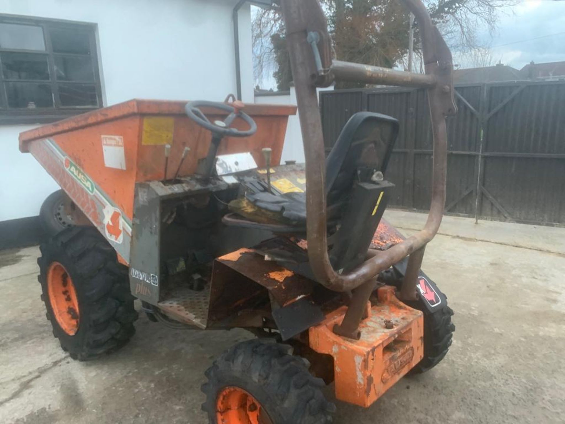 AUSA 4X4 DIESEL HI TIP DUMPER. LOCATION N IRELAND - Image 4 of 7