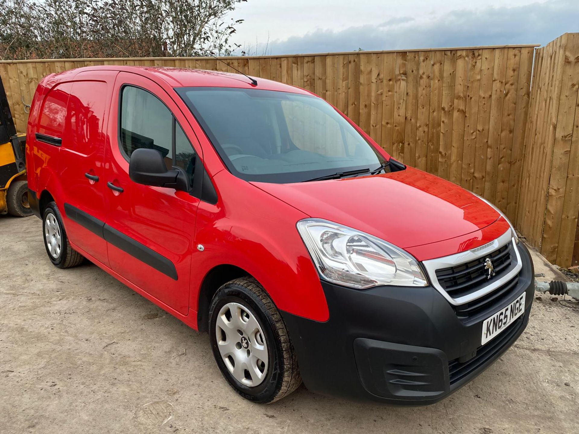 2015/65 PEUGEOT PARTNER 750S L2 HDI 0 FORMER KEEPERS VAN LOCATION CO DURHAM . - Image 5 of 7