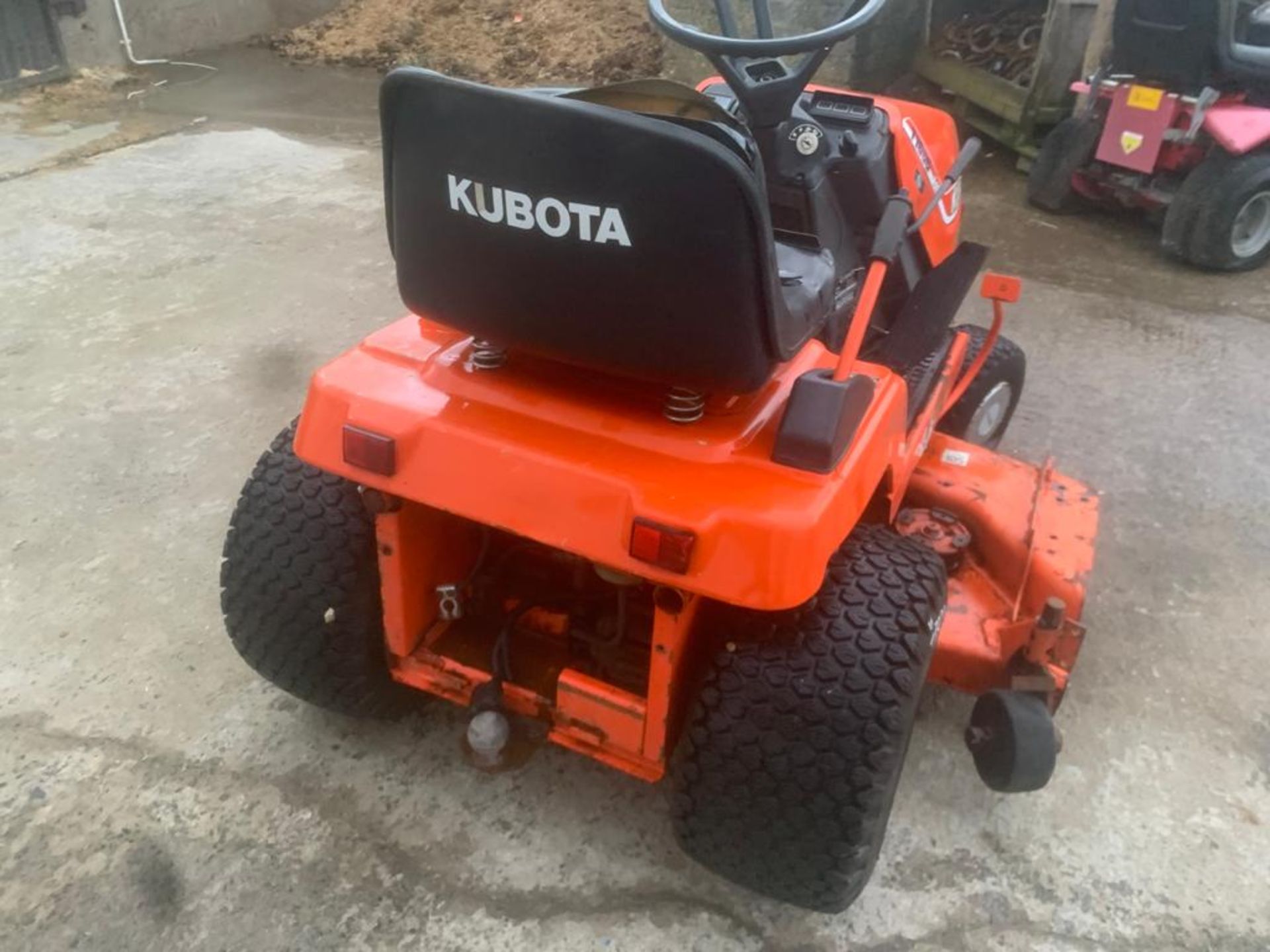 KUBOTA DISESEL RIDE ON MOWER LOCATION N IRELAND - Image 5 of 6