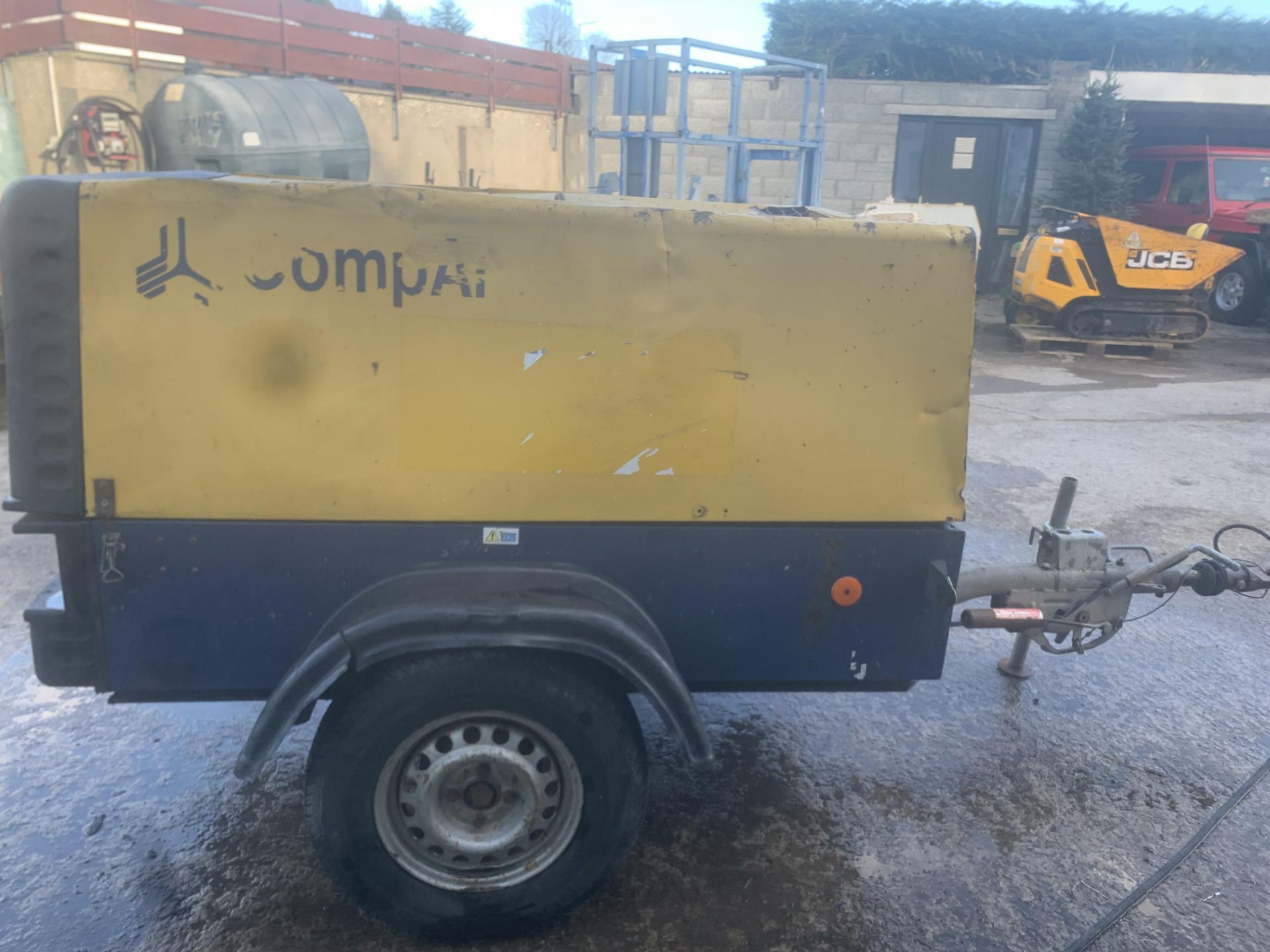 COMPAIR C75 COMPRESSOR.175 CFM.LOCATION N IRELAND.