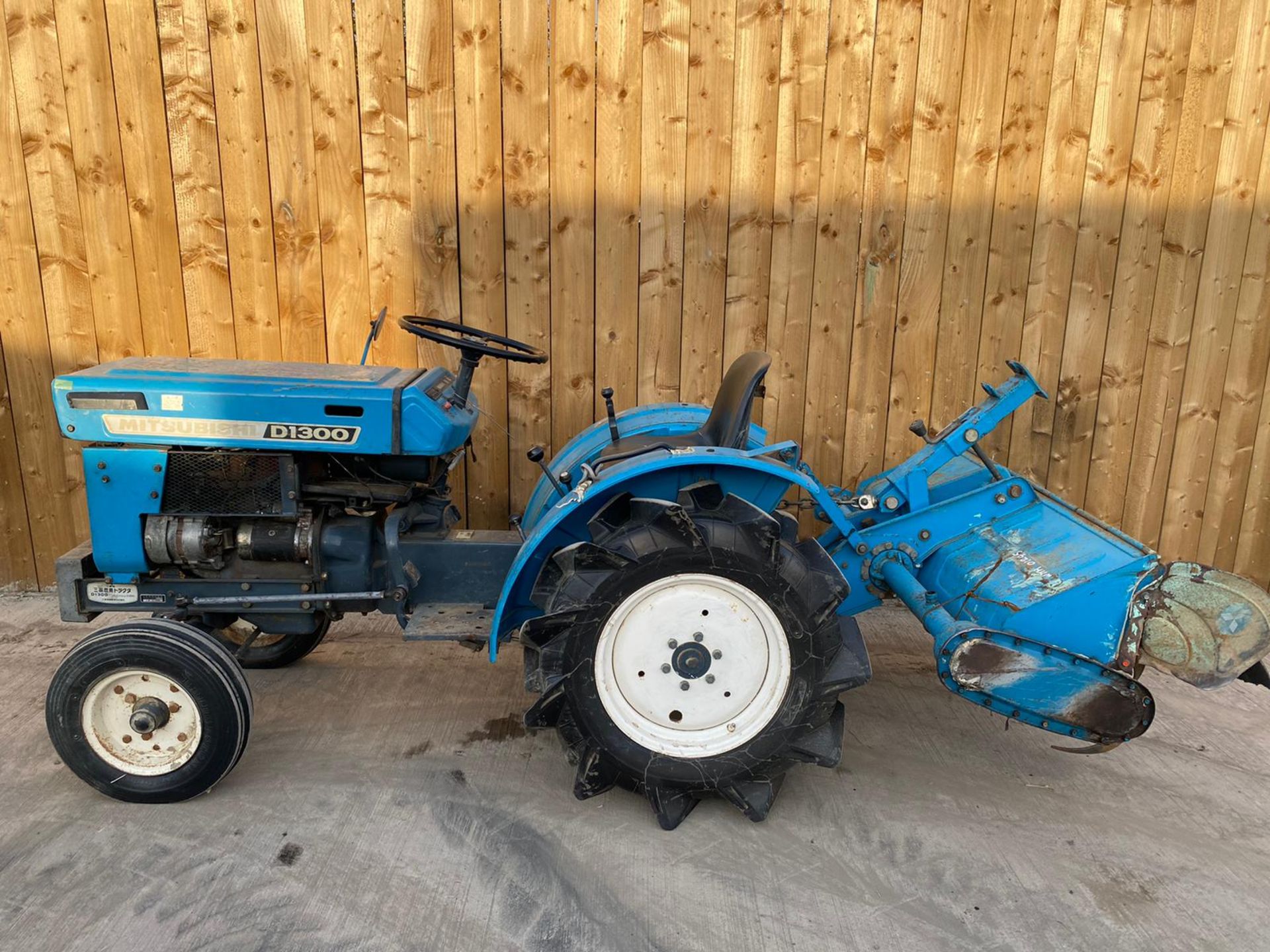 MITSUBISHI D1300 DIESEL COMPACT TRACTOR LOCATION CO DURHAM