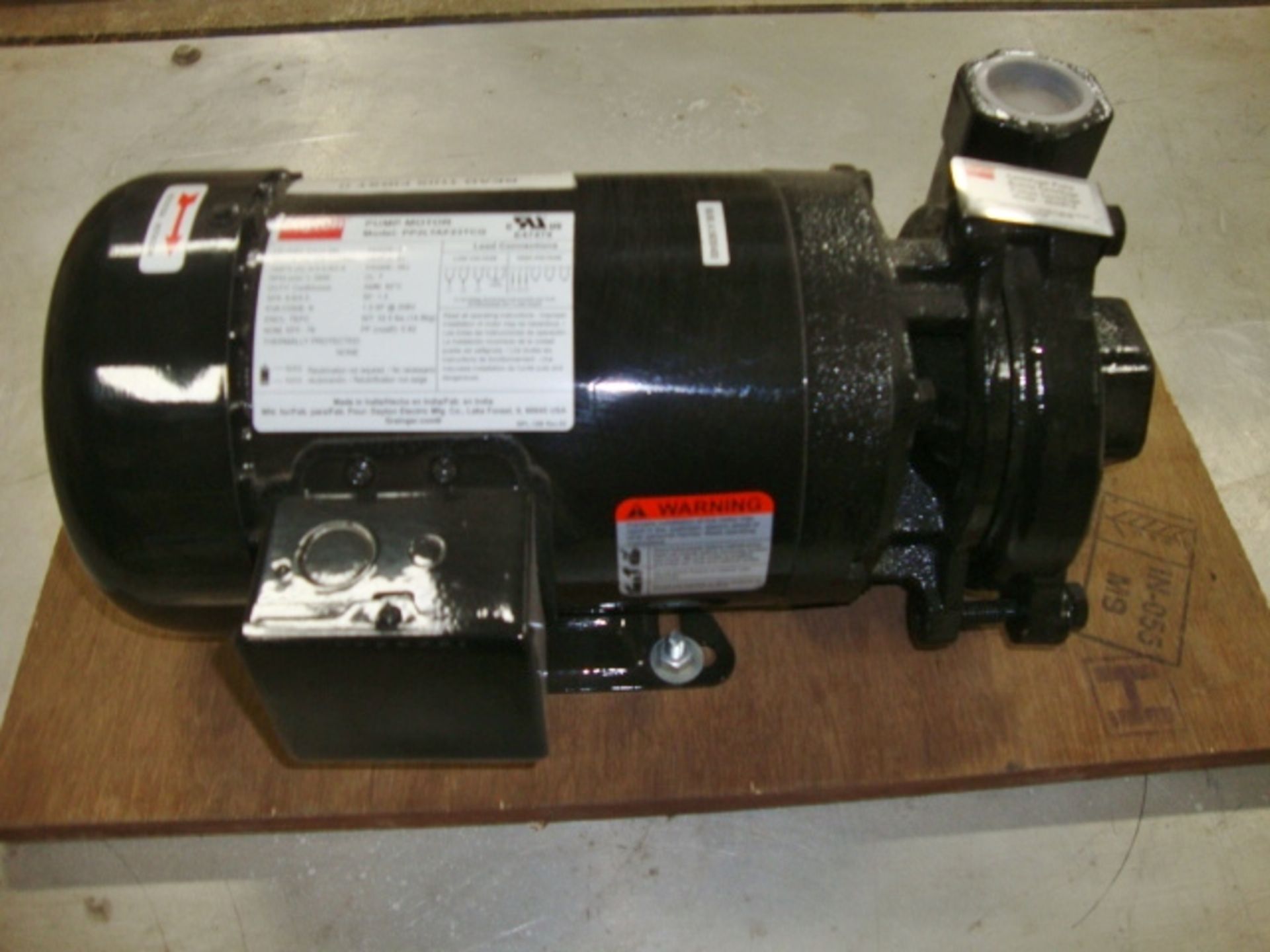 New Dayton 2hp Centrifugal Pump Model # PP2LTAF23TCG, 208-460V, 3ph