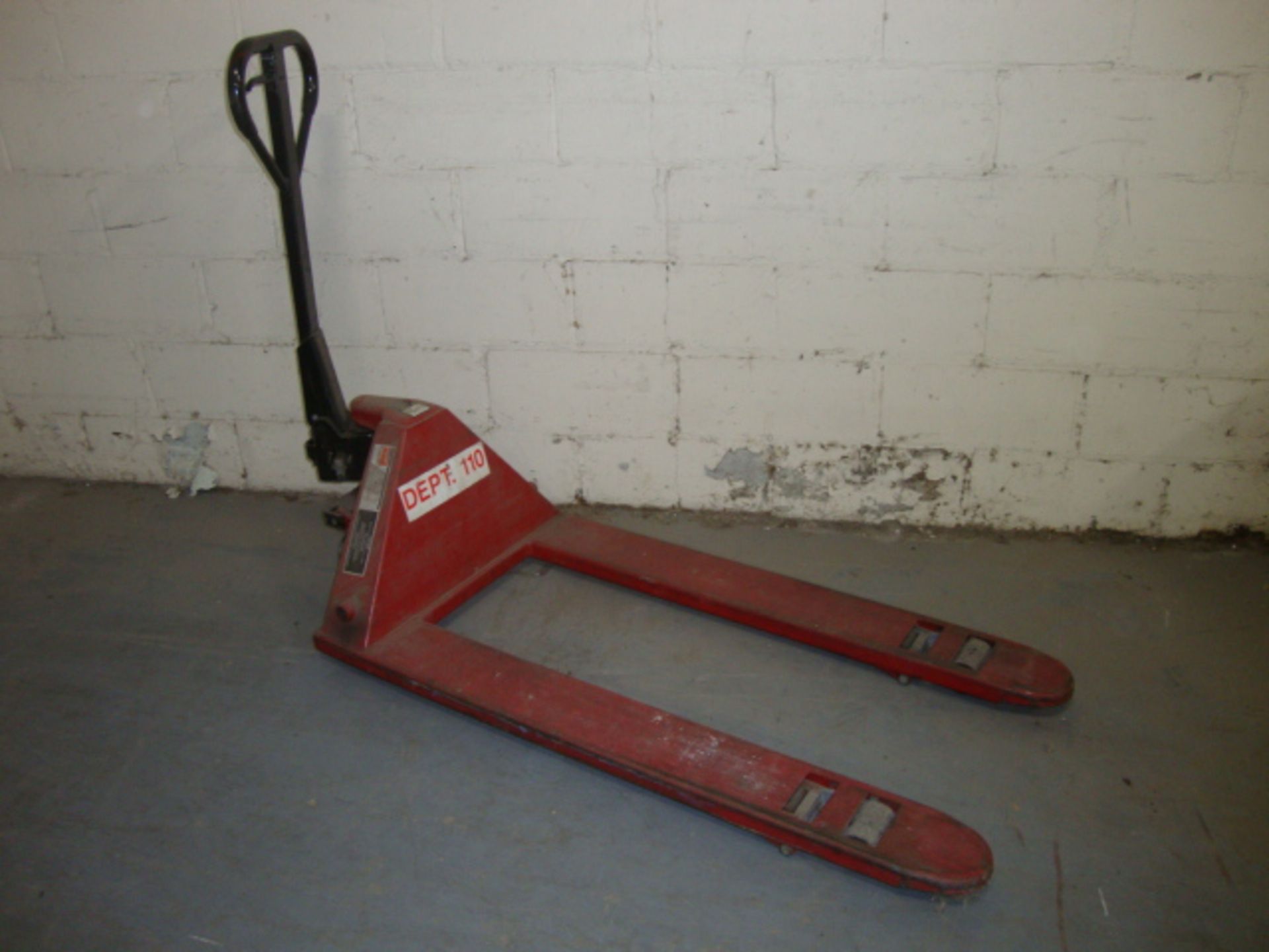 Dayton 5800lb Pallet Jack, Model # 4XX96