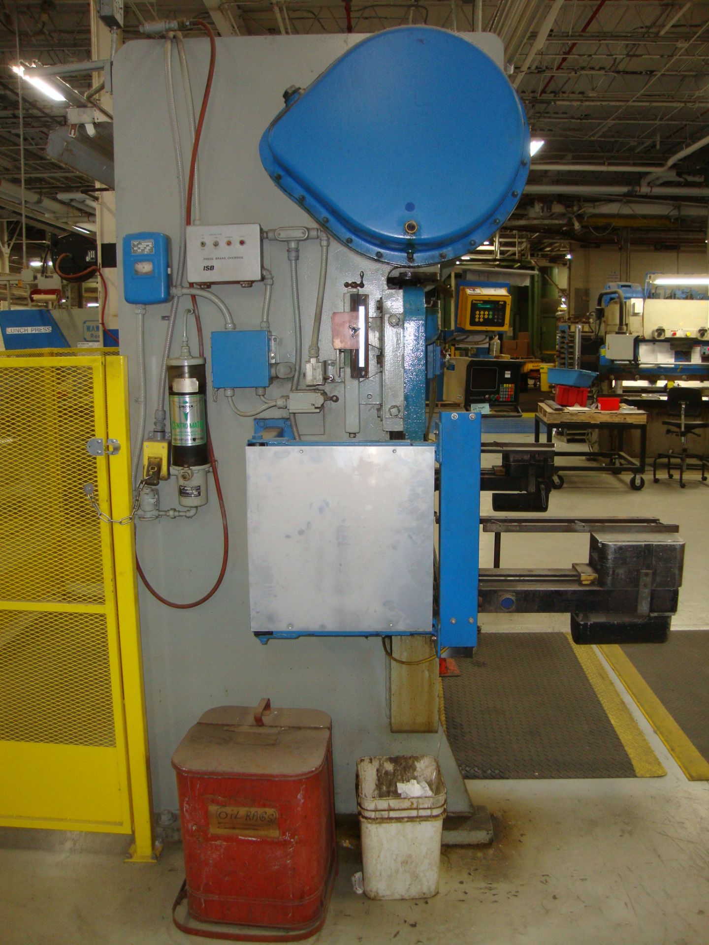Verson 65 Ton 8' Press Versomatic w/Merlin Safety System, Serial # 22691-206.65, approx. 132" x - Image 29 of 57