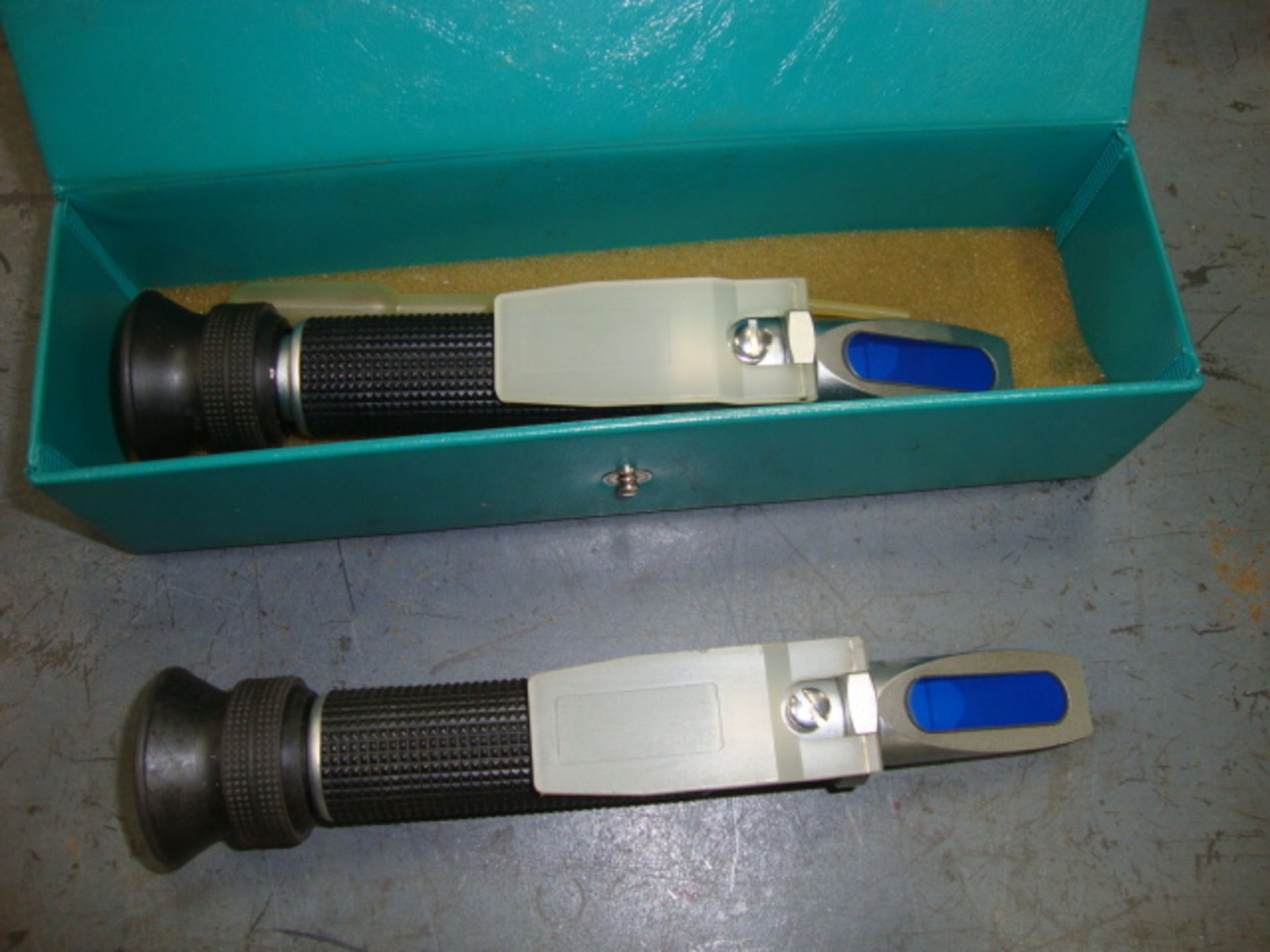 Pr of Cincinnati Milacron Refractometer