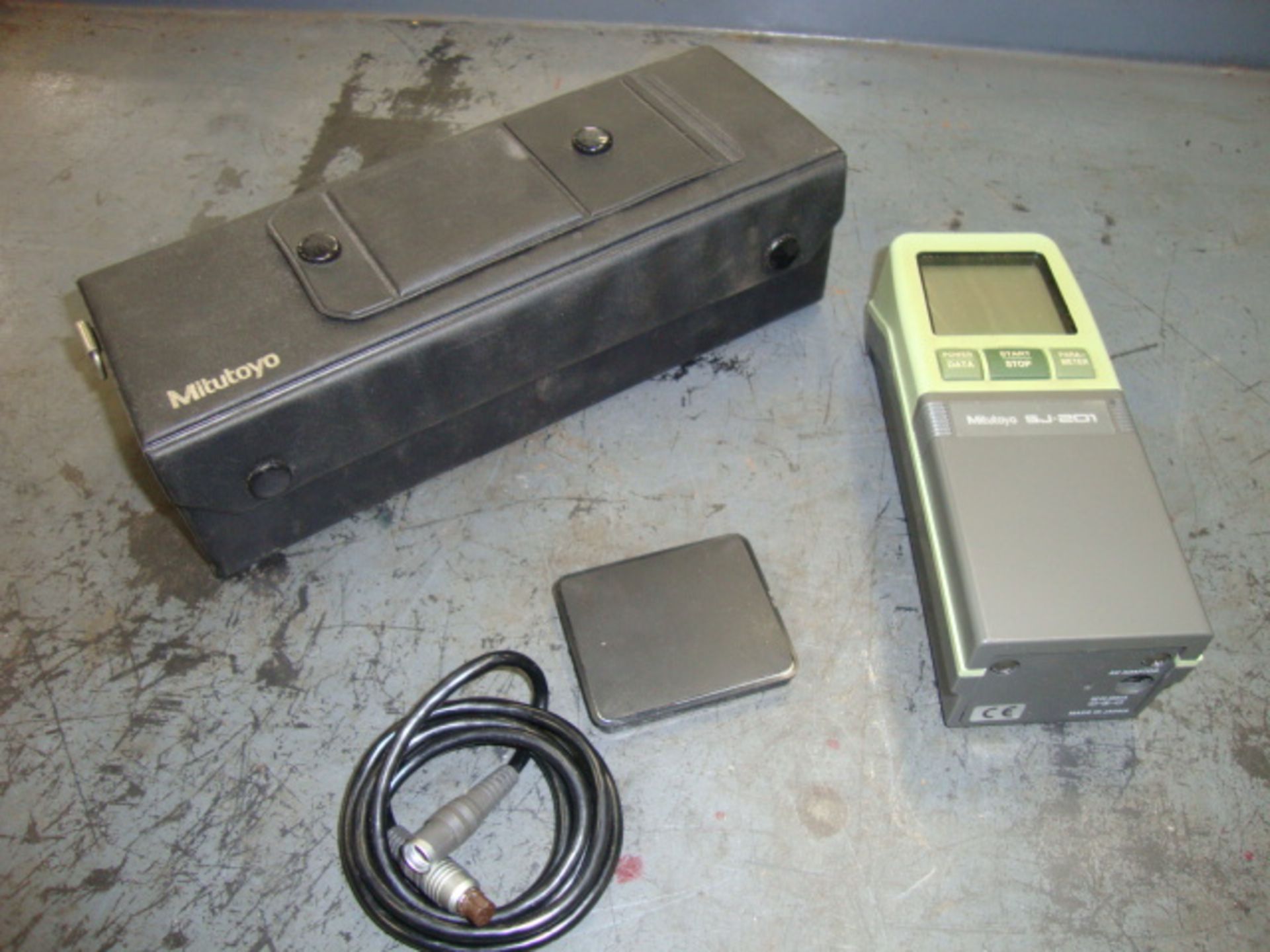 Mitutoyo Profilometer Surface Finish Tester in Case, Model SJ-201