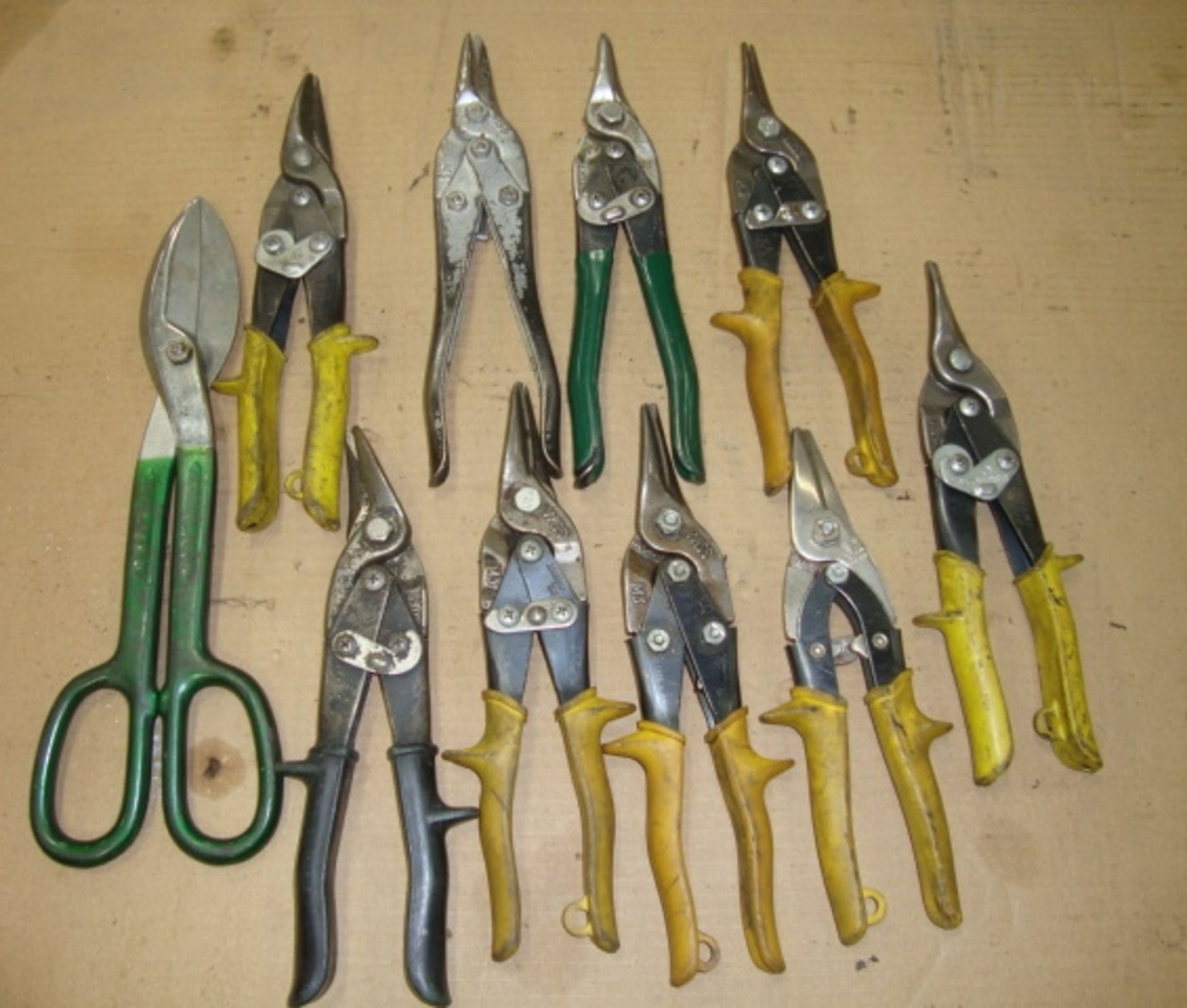 Lot of 10 Wiss Snips