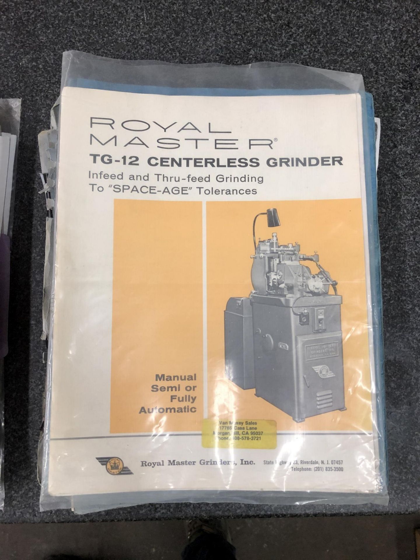 Royal Master TG-12 Centerless Grinder - Image 9 of 12