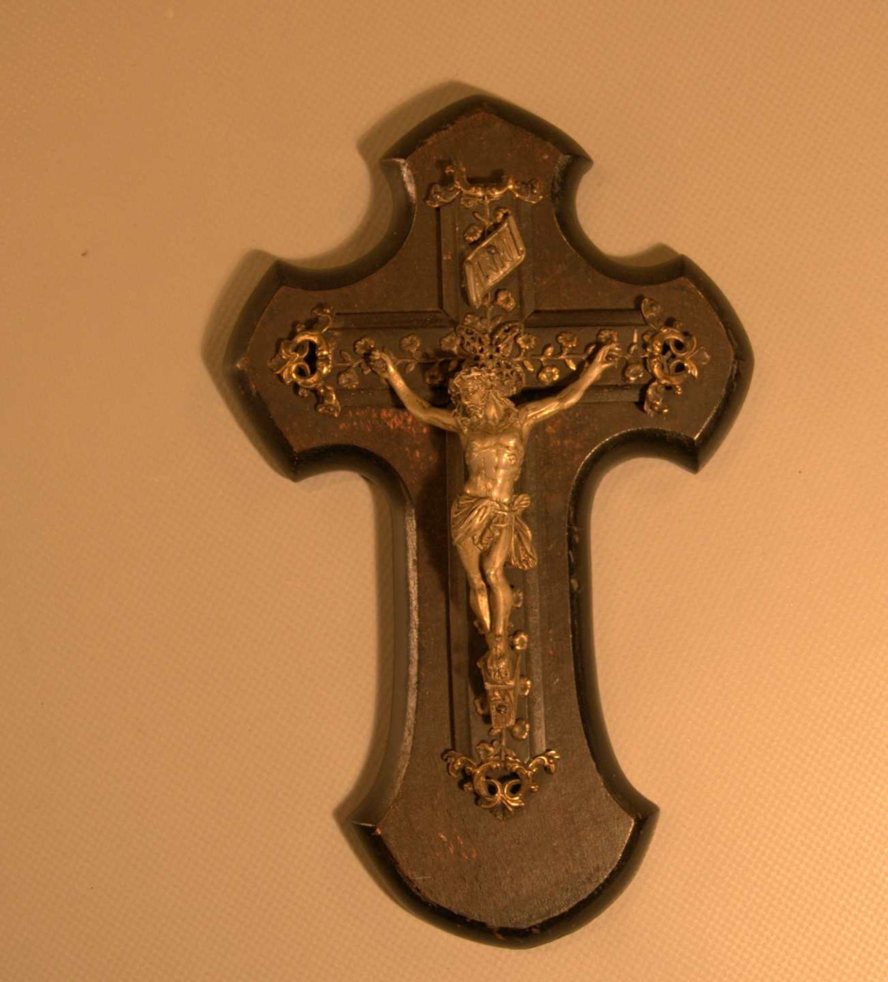 Kreuz, Holz / Zinn, 19. Jhd., ca. 21 x 13 cm