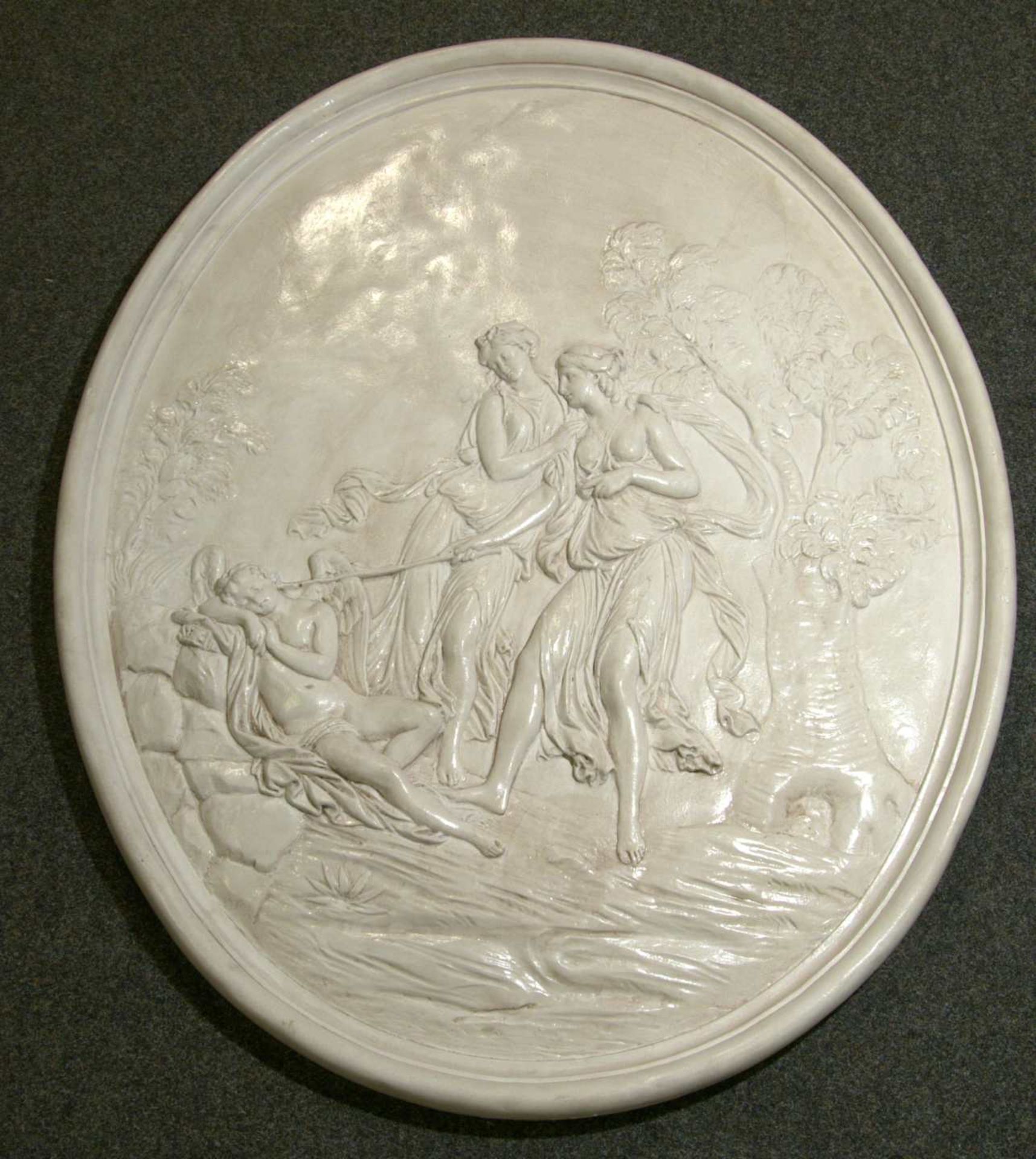 Gipsbild, Relief, "3 Grazien", ovalca. 92 x 77 cm (Kein Postversand möglich)