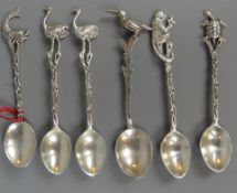 6 unterschiedliche Mokkalöffel, 900er Silber, ca. 38 g.,