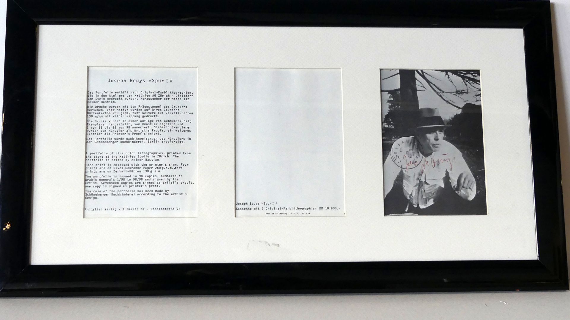 JOSEPH BEUYS (1921 Krefeld - Düsseldorf 1986), "Spur 1", Faltblatt,