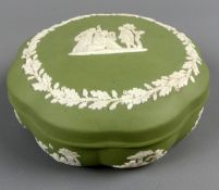 Deckelporzellandose, Wedgewood, grün, Dm. ca. 12 cm