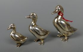 Kleine Entenfamilie (3 Figuren), 925er Silber, ca. 57 gr., H. 3-5 cm