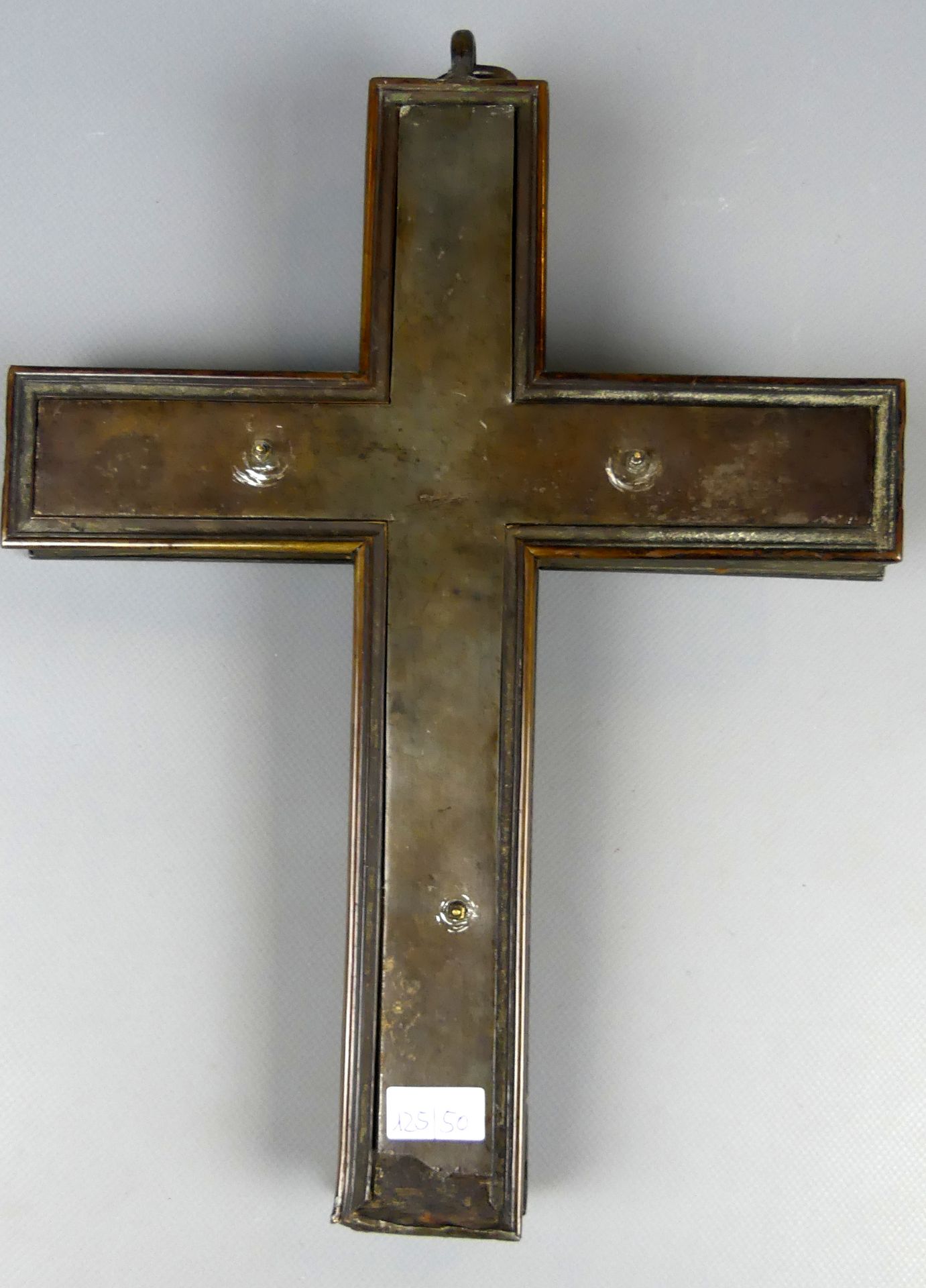 Kreuz, Metall, rücks. leicht beschädigt, ca. 33 x 24 cm - Bild 3 aus 3