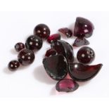 Loose gemstones, a collection of garnets at a total of 91.40 carats