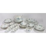 Narumi Japan dinner service, Ming, consisting of plates, saucers, teapot, cups, bowls, serving