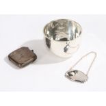 Silver vesta case, of plain form with hinged lid, together with a late Victorian silver bowl, London