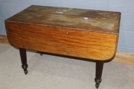 George III mahogany drop leaf extending dining table, in the manner of Gillows, with a drop leaf