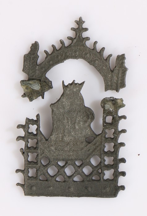15th Century Medieval pilgrims badge, with a crowned figure in a frame, 40mm high