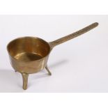 18th Century bronze skillet, the handle with the title Wasbrough 2 and a deep bowl above three legs,