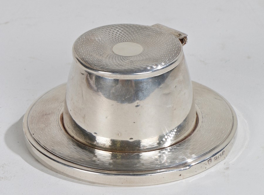 George V silver desk inkwell, Birmingham 1927, maker Charles S Green and Co., of circular form, - Image 2 of 2