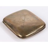 George V silver cigarette case, Birmingham 1917, maker Henry Matthews, the exterior engraved "