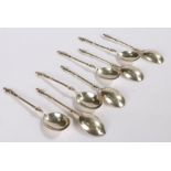 Set of eight George V silver apostle teaspoons, Sheffield 1917, maker Harrison Brothers & Howson,