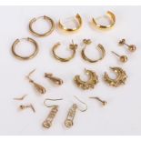 Collection of Yellow coloured metal earings, all unmarked, gross weight 9.2g