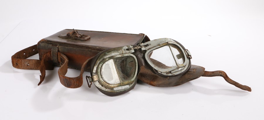 Cold War period Warsaw Pact leather equipment pouch, together with a set of Second World War RAF