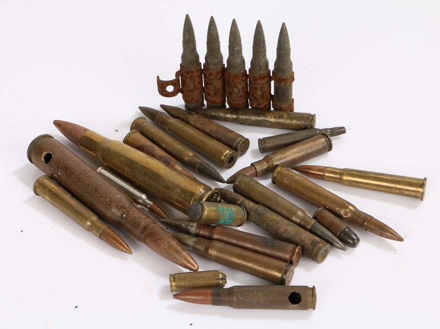 Collection of shell cases and projectiles, various small calibres, (qty)