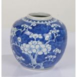 Chinese blue and white ginger jar, the body with blossom decoration, 12cm high