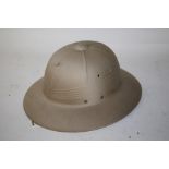 Explorer's pith helmet of typical form, 35cm wide