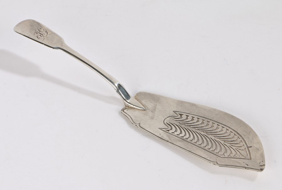 George IV silver fish server, London 1824, maker William, Charles & Henry Eley, with pierced