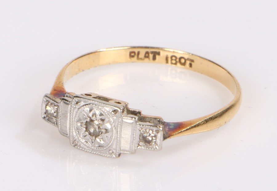 18 carat gold Art Deco diamond set ring, with three diamonds to the platinum head, 1.5 grams, ring