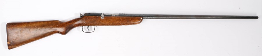 Webley .410 single barrel, bolt action shotgun, serial number 43638. Note a valid shotgun licence is