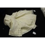 Four various lace cloths/textiles (4)