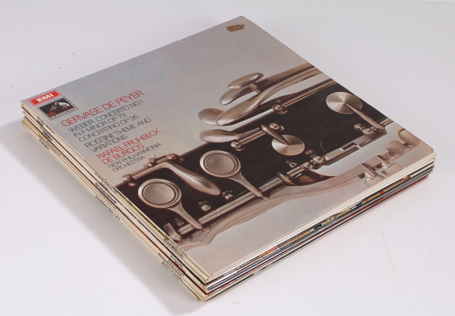 12 x Classical LPs to include Gervase De Peyer/New philharmonia Orchestra/Rafael Fruhbeck De